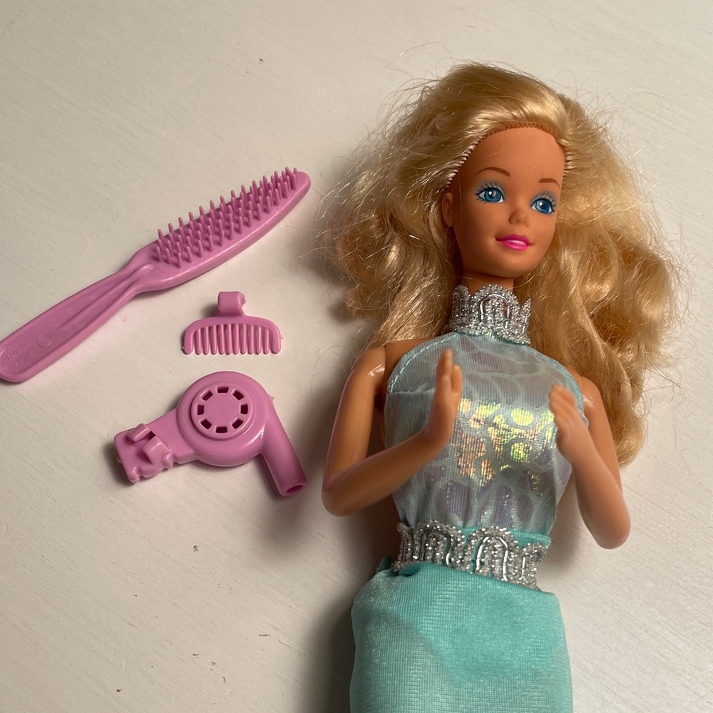 Magic Moves Barbie 1985